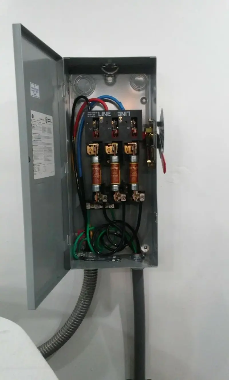 Three-phase disconnect switch installed for Electrical Wiring & Rewiring in Colesville